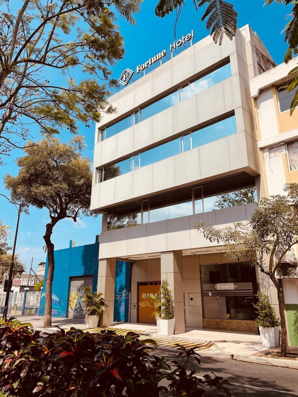 Fortune Hotel Guayaquil Exterior photo